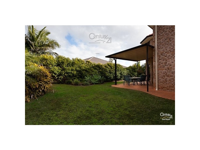 1 Panorama Ct, Redland Bay QLD 4165