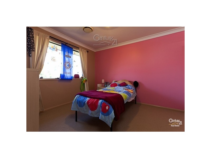 1 Panorama Ct, Redland Bay QLD 4165
