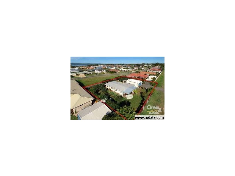 74 Collins St, Redland Bay QLD 4165