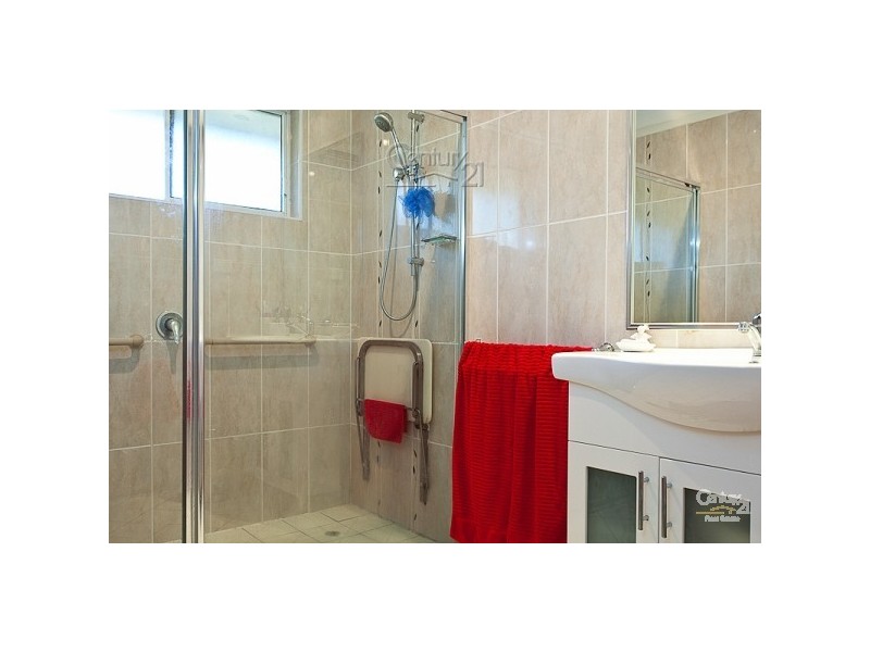 105 Cane Street, Redland Bay QLD 4165