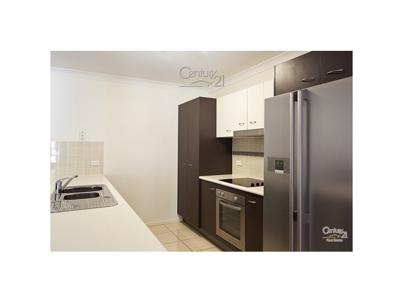 12 Green Place, Redland Bay QLD 4165