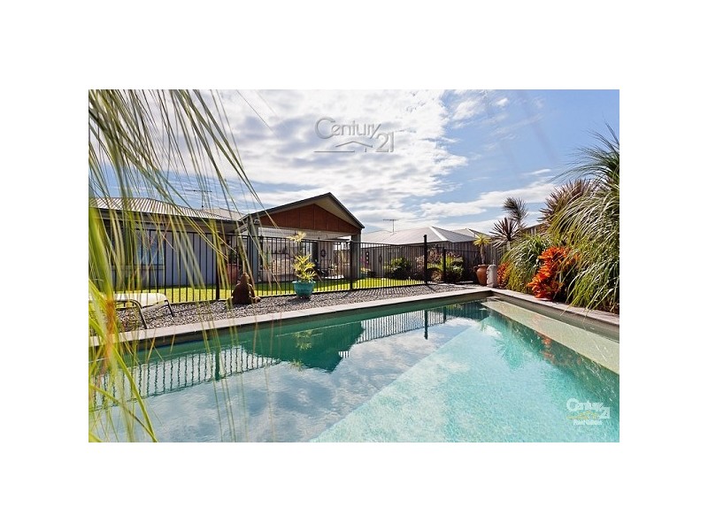 9 Syracuse Street, Redland Bay QLD 4165