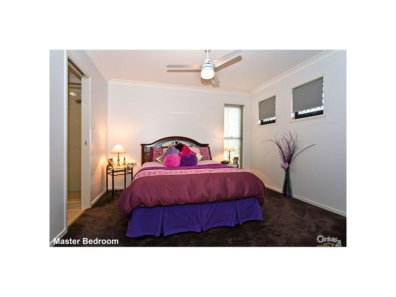 9 Syracuse Street, Redland Bay QLD 4165