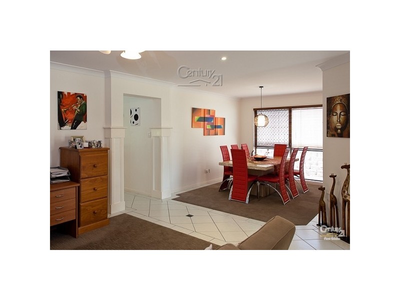 4 Mathison Court, Redland Bay QLD 4165