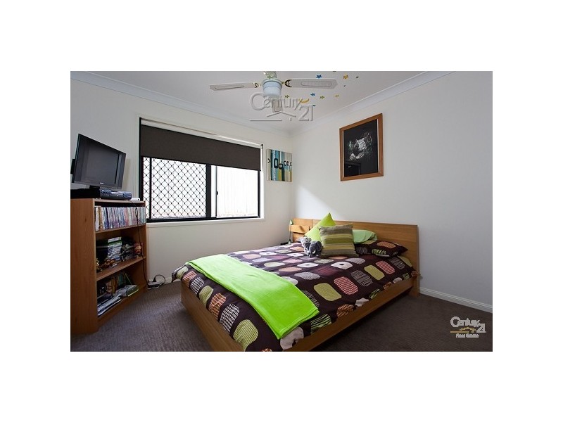 4 Mathison Court, Redland Bay QLD 4165