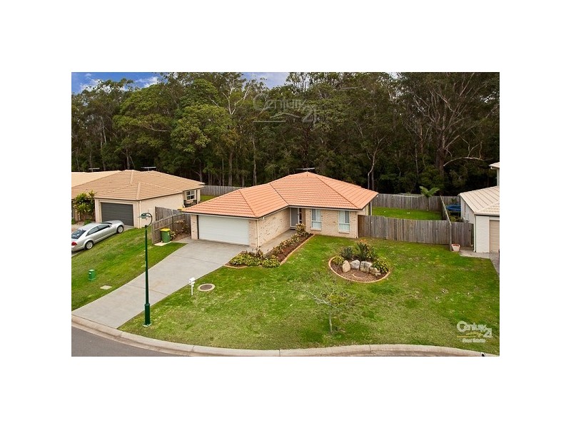 16 Green Place, Redland Bay QLD 4165