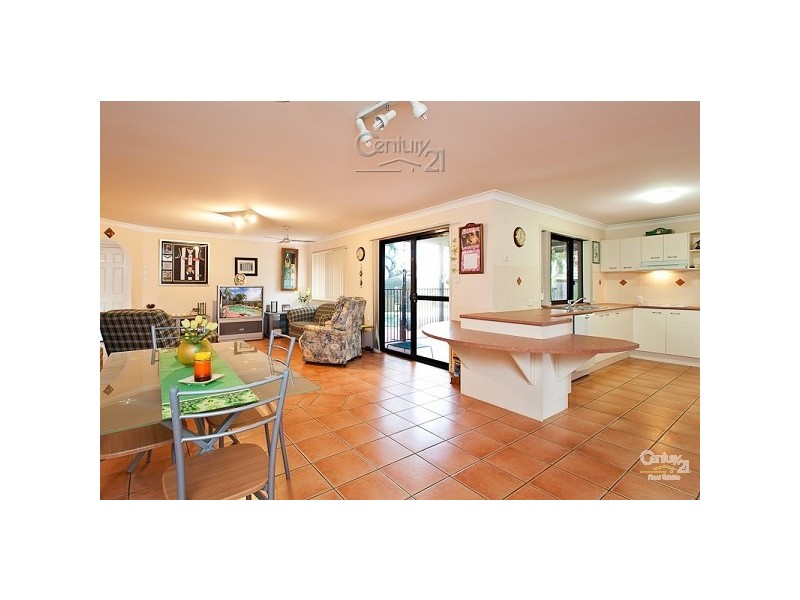 18 Brookvale Drive, Victoria Point QLD 4165