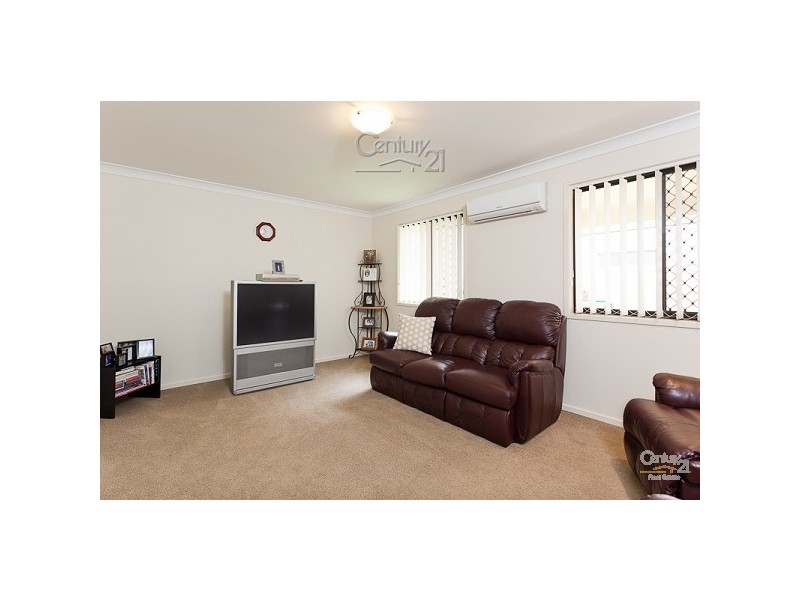 53 Emperor Drive, Redland Bay QLD 4165