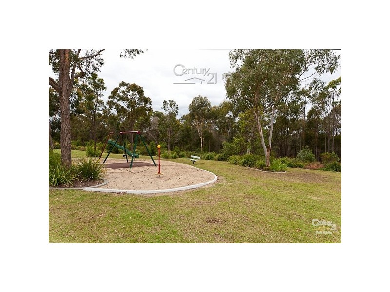 53 Emperor Drive, Redland Bay QLD 4165