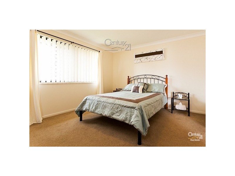 53 Emperor Drive, Redland Bay QLD 4165