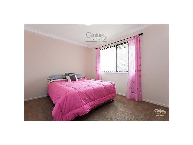 53 Emperor Drive, Redland Bay QLD 4165