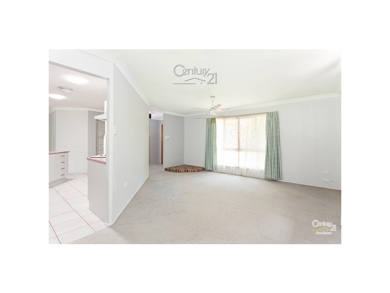 10 Putter Place, Redland Bay QLD 4165