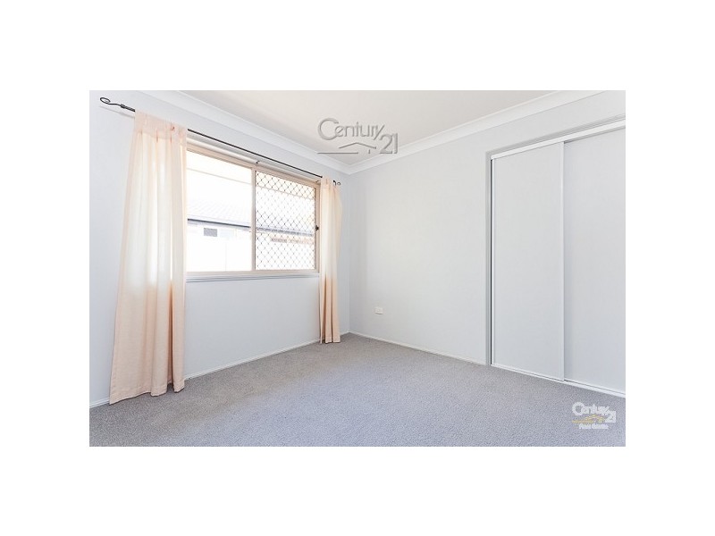 10 Putter Place, Redland Bay QLD 4165