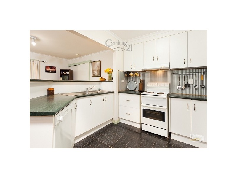 32 Vine Street, Redland Bay QLD 4165