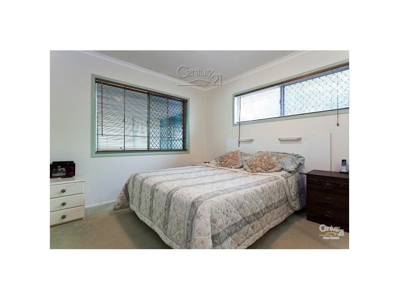 32 Vine Street, Redland Bay QLD 4165