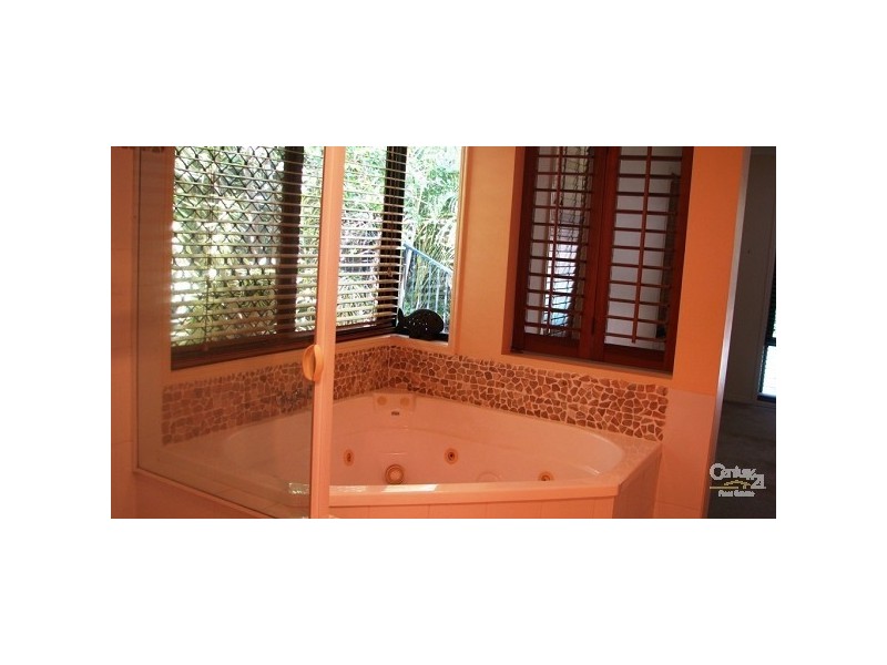 46 Attenborough Circuit, Redland Bay QLD 4165