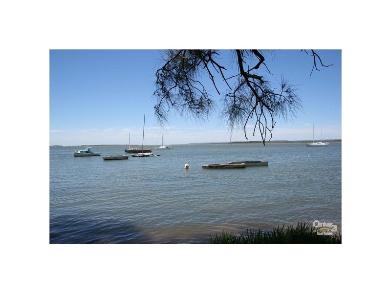 1 Phillip Street, Redland Bay QLD 4165