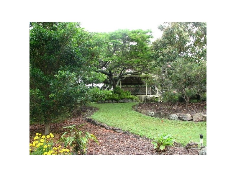 34 Giles Road, Redland Bay QLD 4165