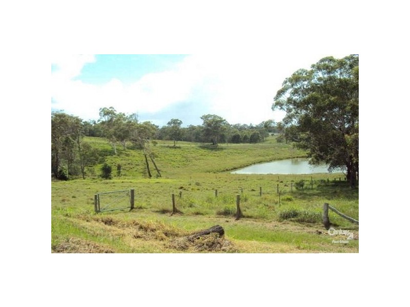 34 Giles Road, Redland Bay QLD 4165