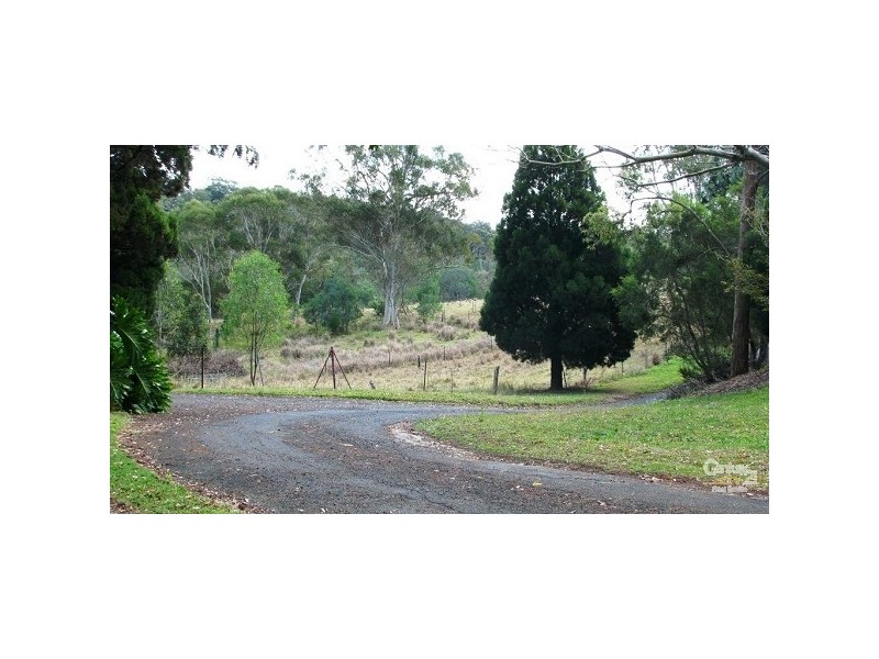 34 Giles Road, Redland Bay QLD 4165