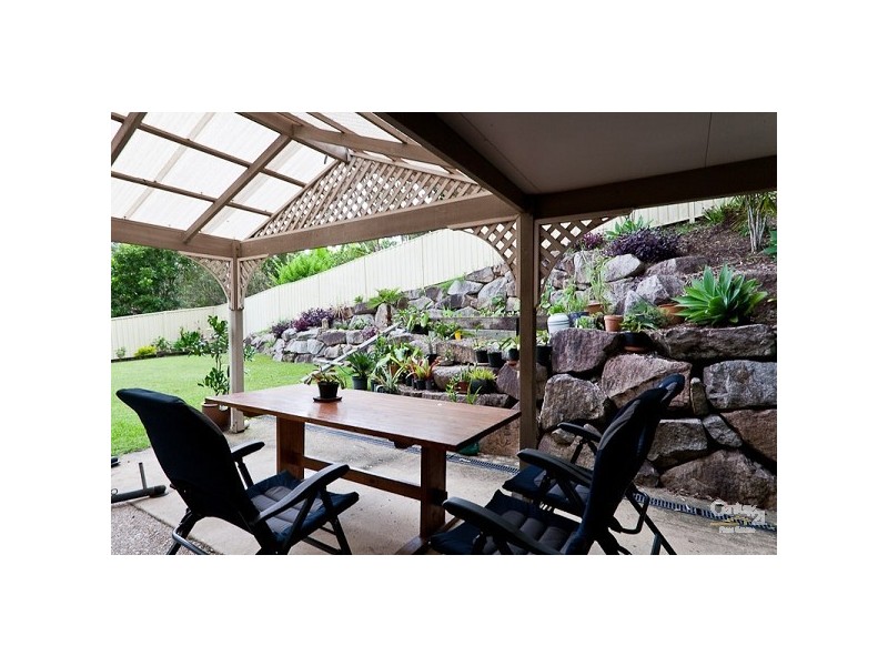 348 Chatswood Rd, Shailer Park QLD 4128