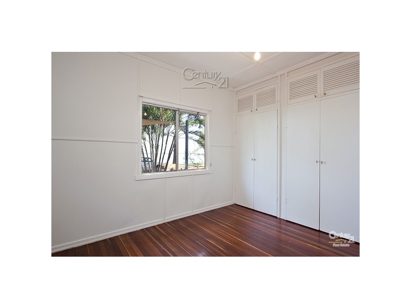 329 Esplanade, Redland Bay QLD 4165