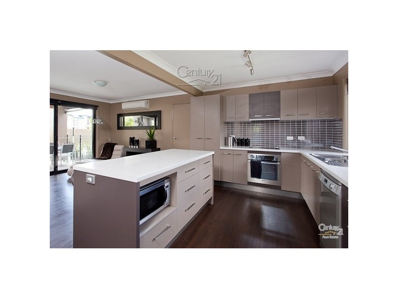 3 Seabrae Drive, Redland Bay QLD 4165