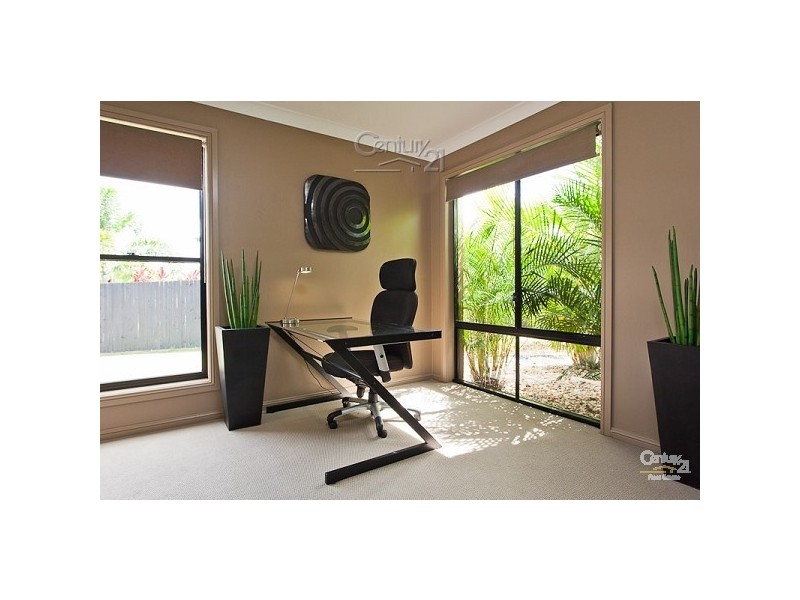 3 Seabrae Drive, Redland Bay QLD 4165