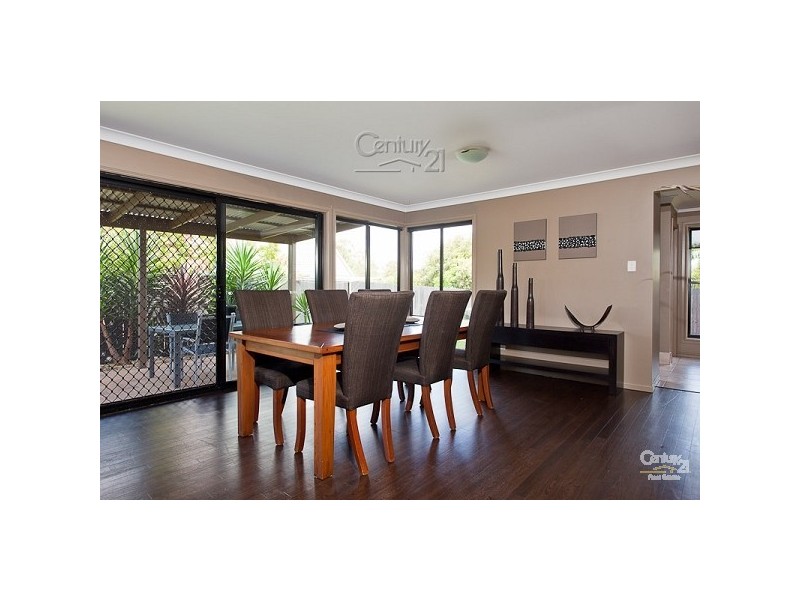 3 Seabrae Drive, Redland Bay QLD 4165