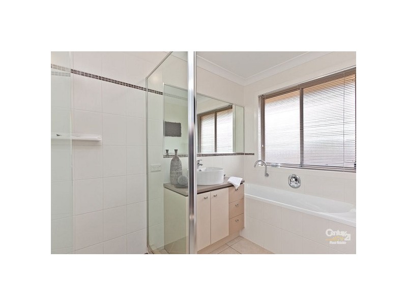 12 Aquila, Redland Bay QLD 4165