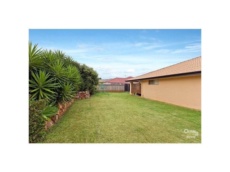 12 Aquila, Redland Bay QLD 4165