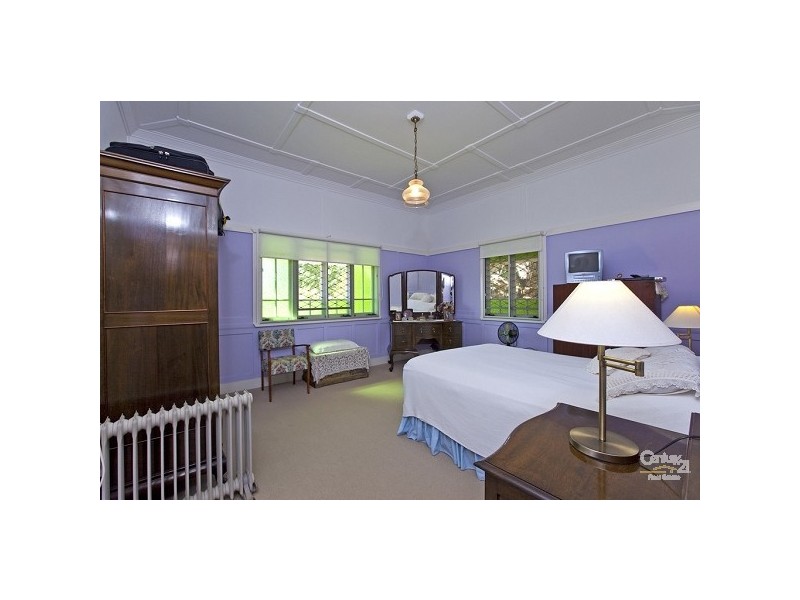 21 Weinam Street, Redland Bay QLD 4165