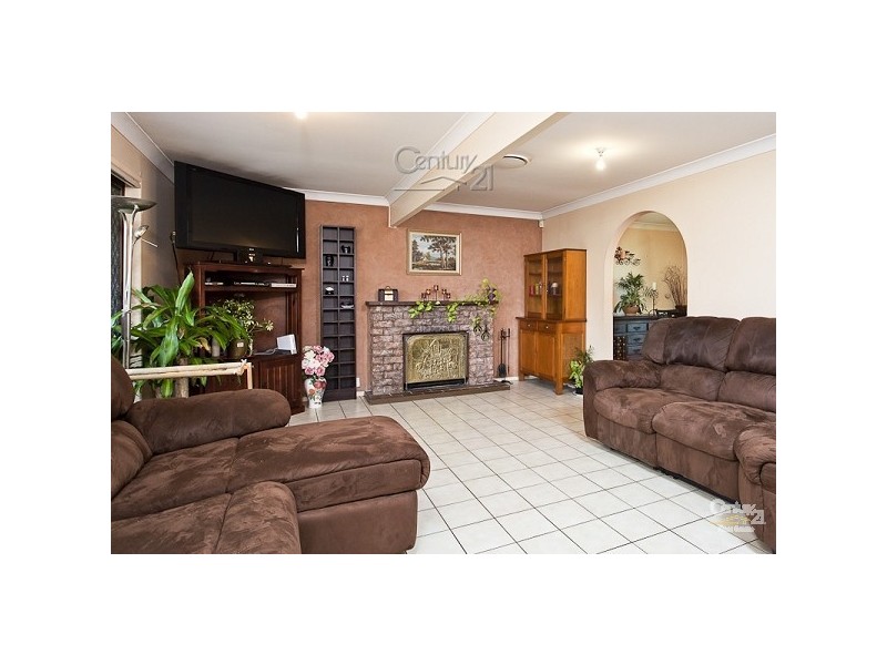 4 Sandra Court, Redland Bay QLD 4165