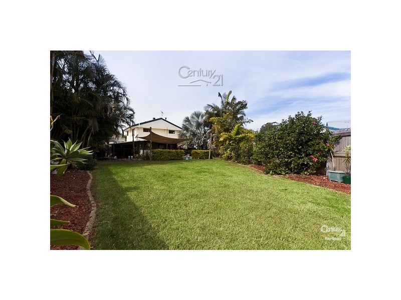 4 Sandra Court, Redland Bay QLD 4165