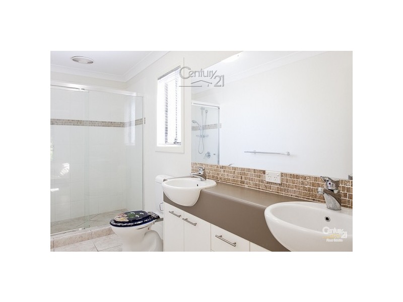 52 Habitat Drive, Redland Bay QLD 4165