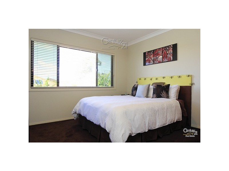 4 ST CLAIR COURT, Redland Bay QLD 4165