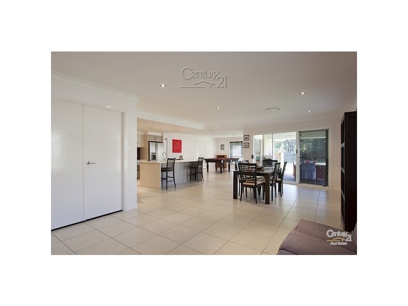 8 Village Dve, Mount Cotton QLD 4165