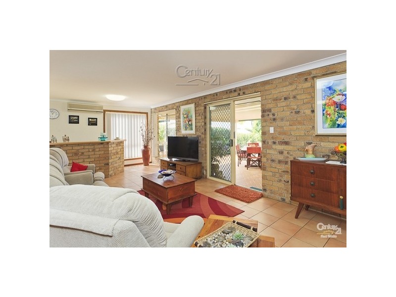 3 Viewfield Street, Redland Bay QLD 4165