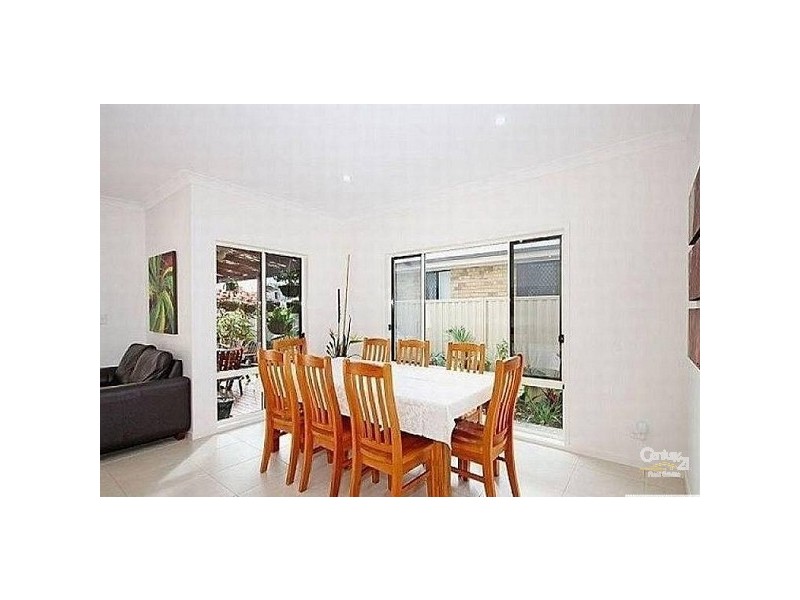 79 Dart Street, Redland Bay QLD 4165