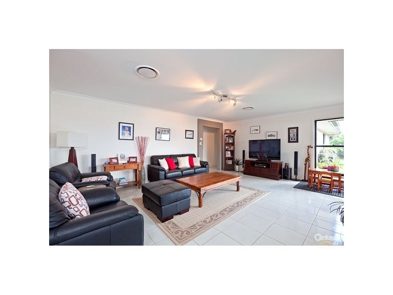 15 Cole, Redland Bay QLD 4165