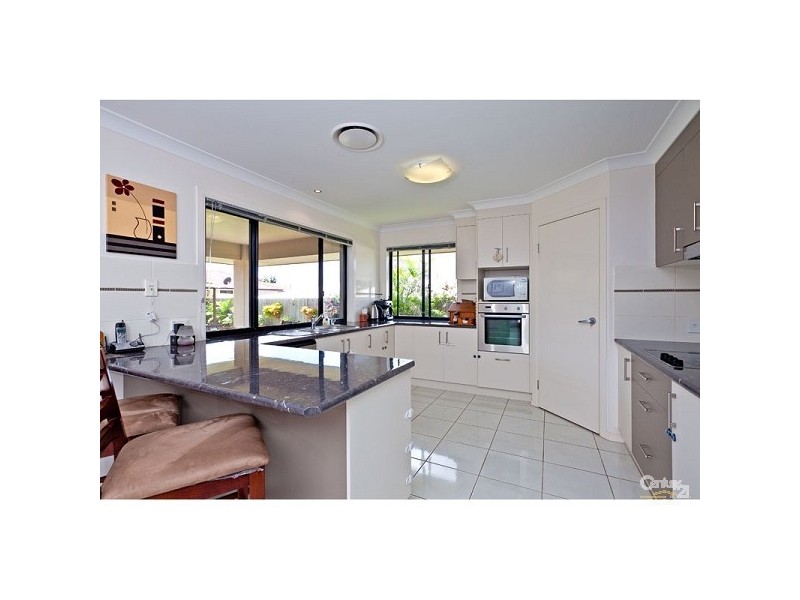 15 Cole, Redland Bay QLD 4165
