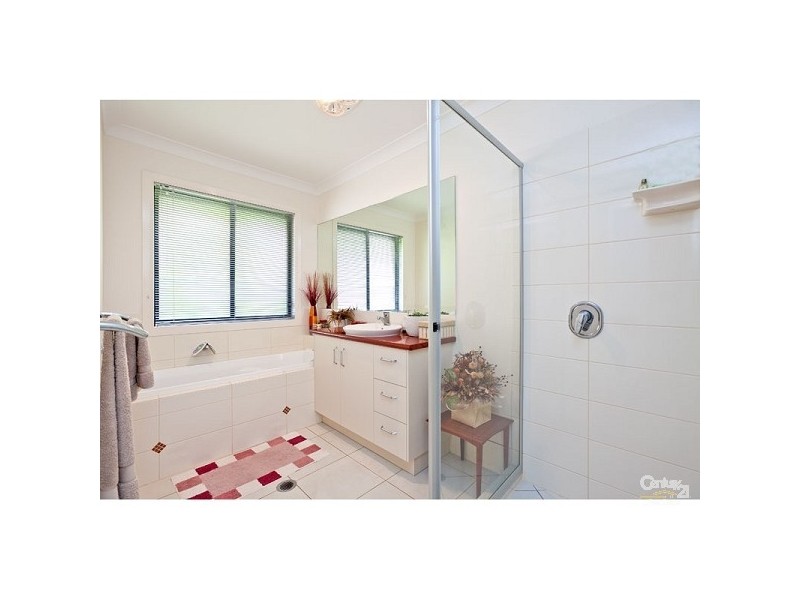 15 Cole, Redland Bay QLD 4165