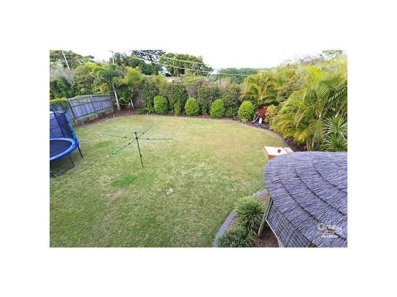 15 Lindeman Place, Redland Bay QLD 4165