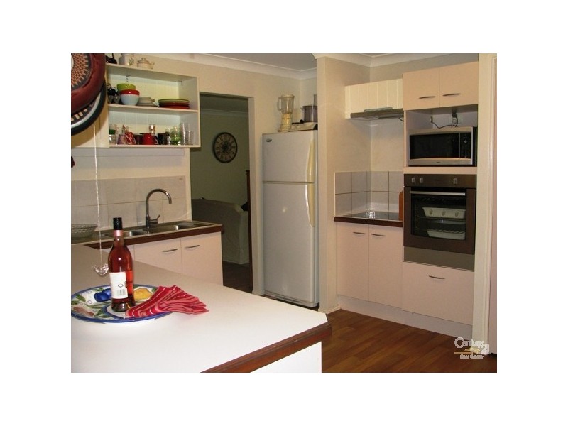 12 Niblick Way, Redland Bay QLD 4165