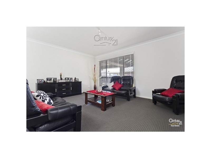 15 Magnetic Place, Redland Bay QLD 4165