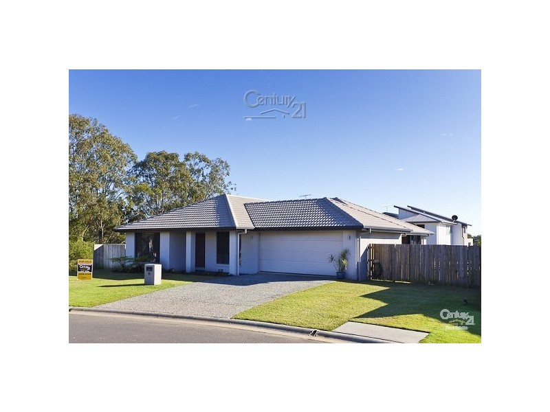 15 Magnetic Place, Redland Bay QLD 4165