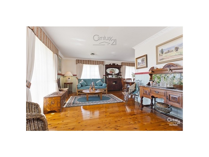 18 Viewfield Street, Redland Bay QLD 4165