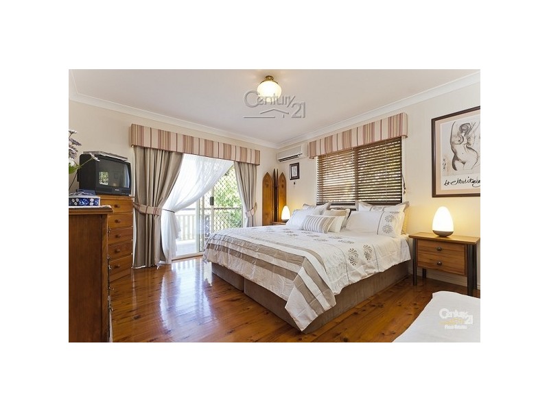 18 Viewfield Street, Redland Bay QLD 4165