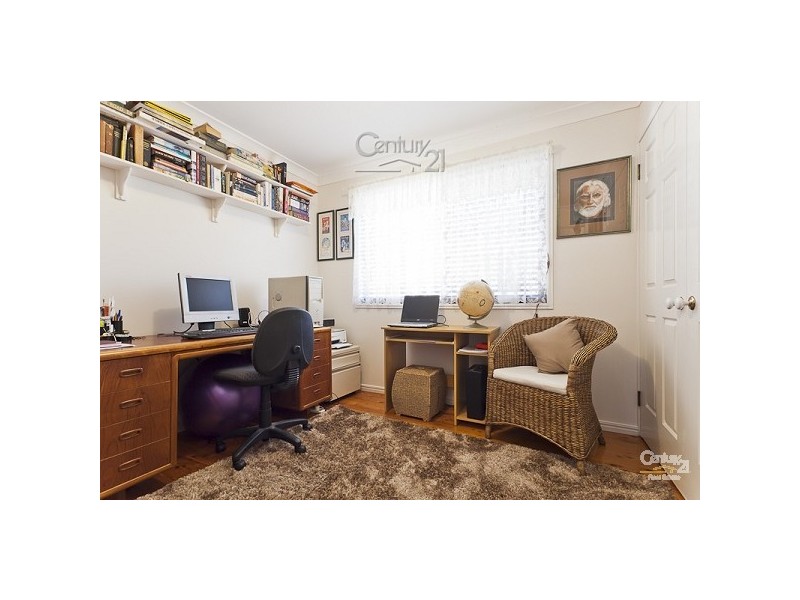 18 Viewfield Street, Redland Bay QLD 4165