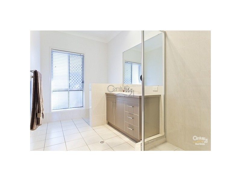 29 Watervale Dve, Redland Bay QLD 4165